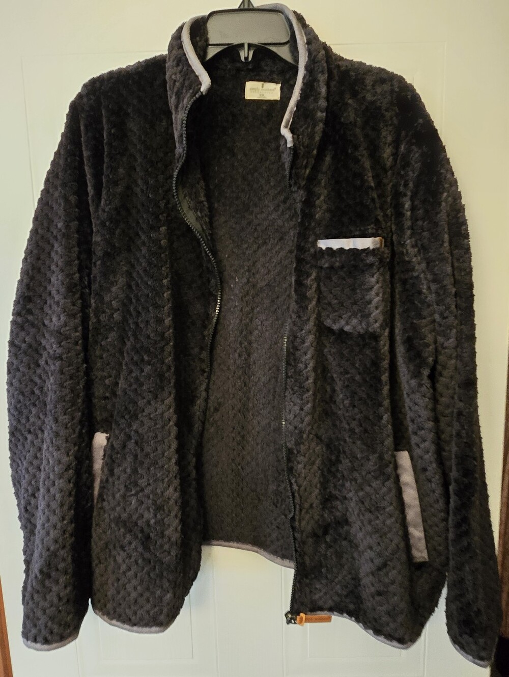 Womens Black Plush Full-Zip Jacket - Cozy Layer